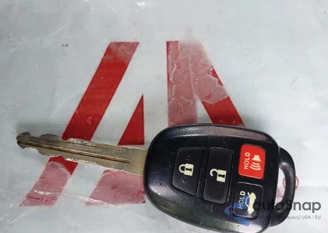 2019 Toyota Corolla Le from USA, damaged, VIN 5YFBURHE5KP934715